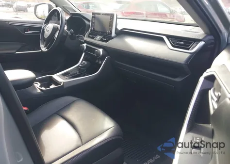 2021 Toyota Rav4 Xle Premium из США, поврежденный, VIN JTMA1RFV7MD069601